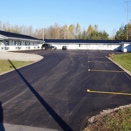 Robyn'S Motel Питерборо Экстерьер фото